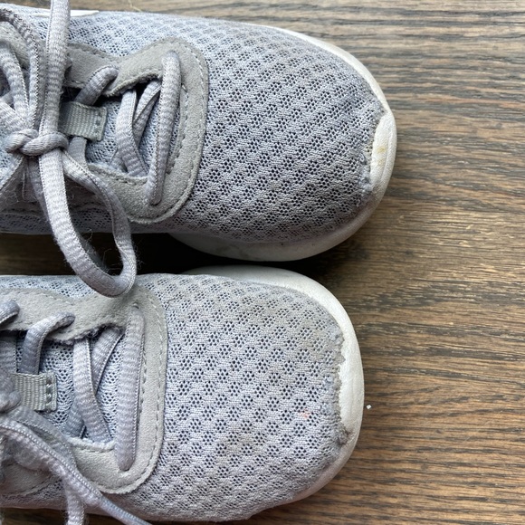 Unisex Nike’s - Picture 8 of 9